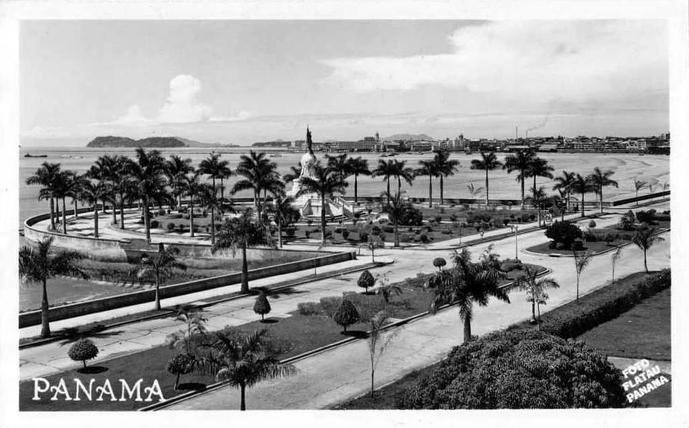 adecuado Muchas situaciones peligrosas Emociónate La Avenida Balboa y Monumento | Viajenda Panamá